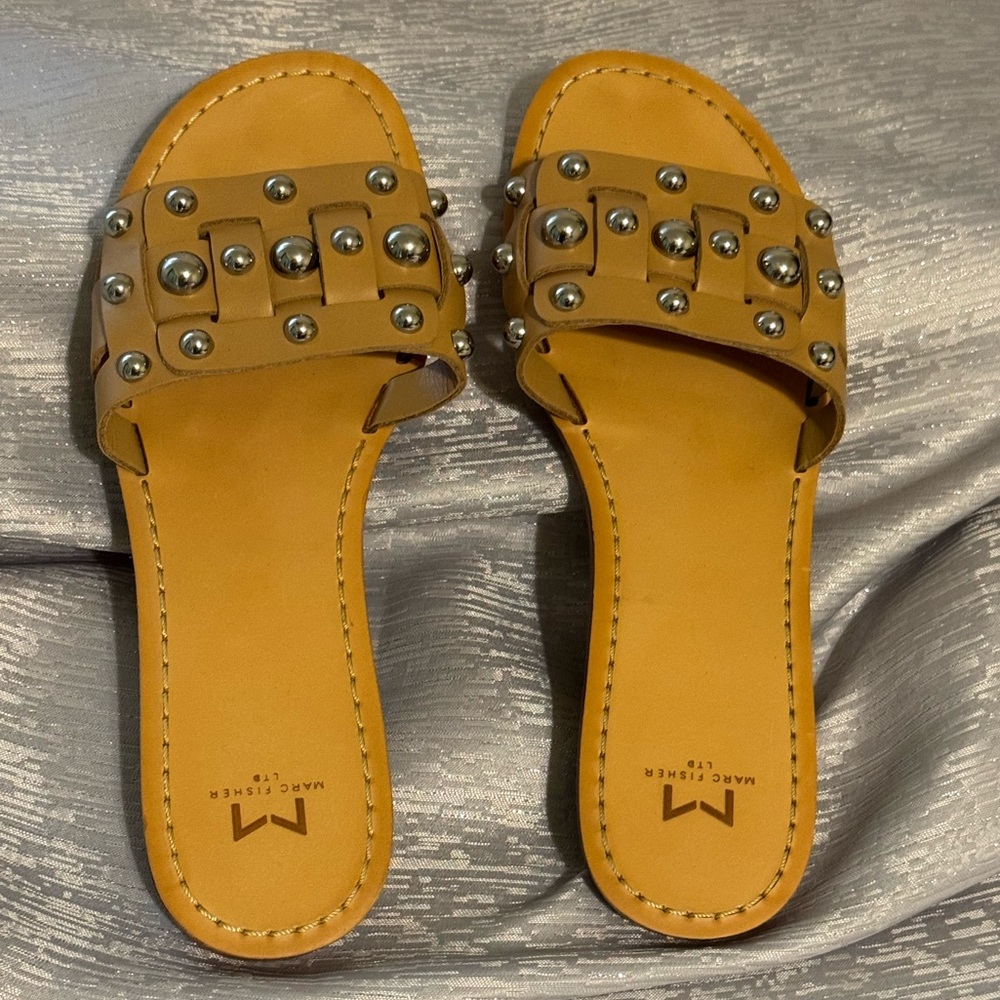 Marc Fisher LTD Studded Leather Slide Sandals – Tan, Size 7.5